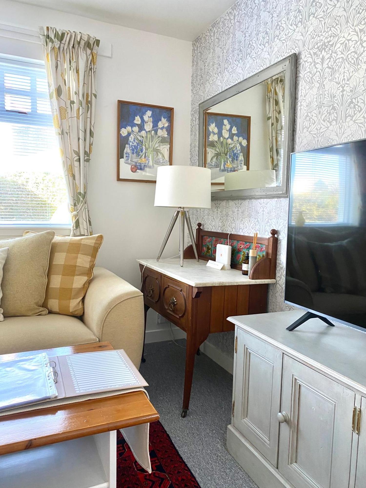 Glenburn, Private Studio Accommodation In Fochabers Esterno foto